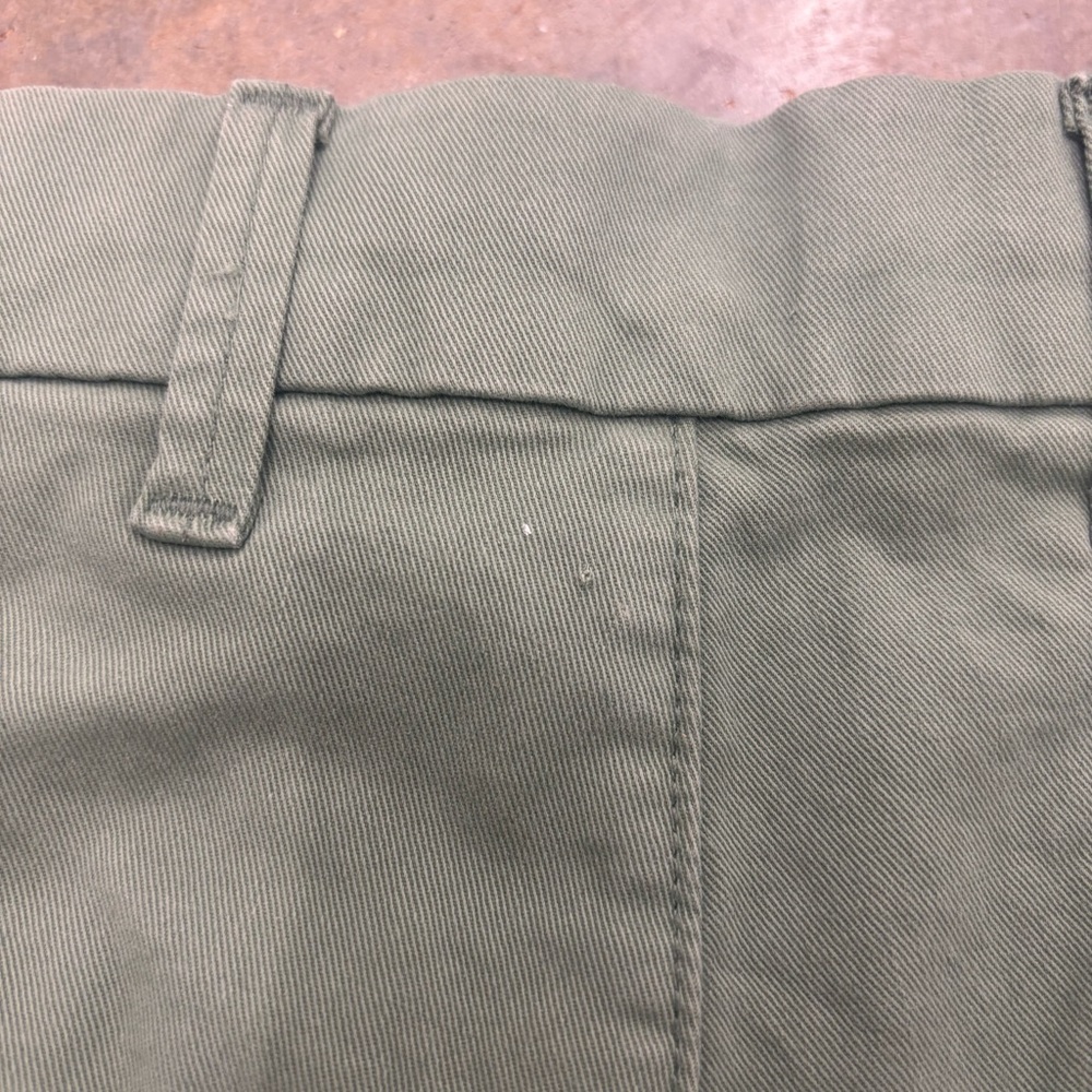 Gap Men’s 8" Essential Modern Chino Shorts Bundle Mens 38 Gray Navy Olive - Picture 5 of 13